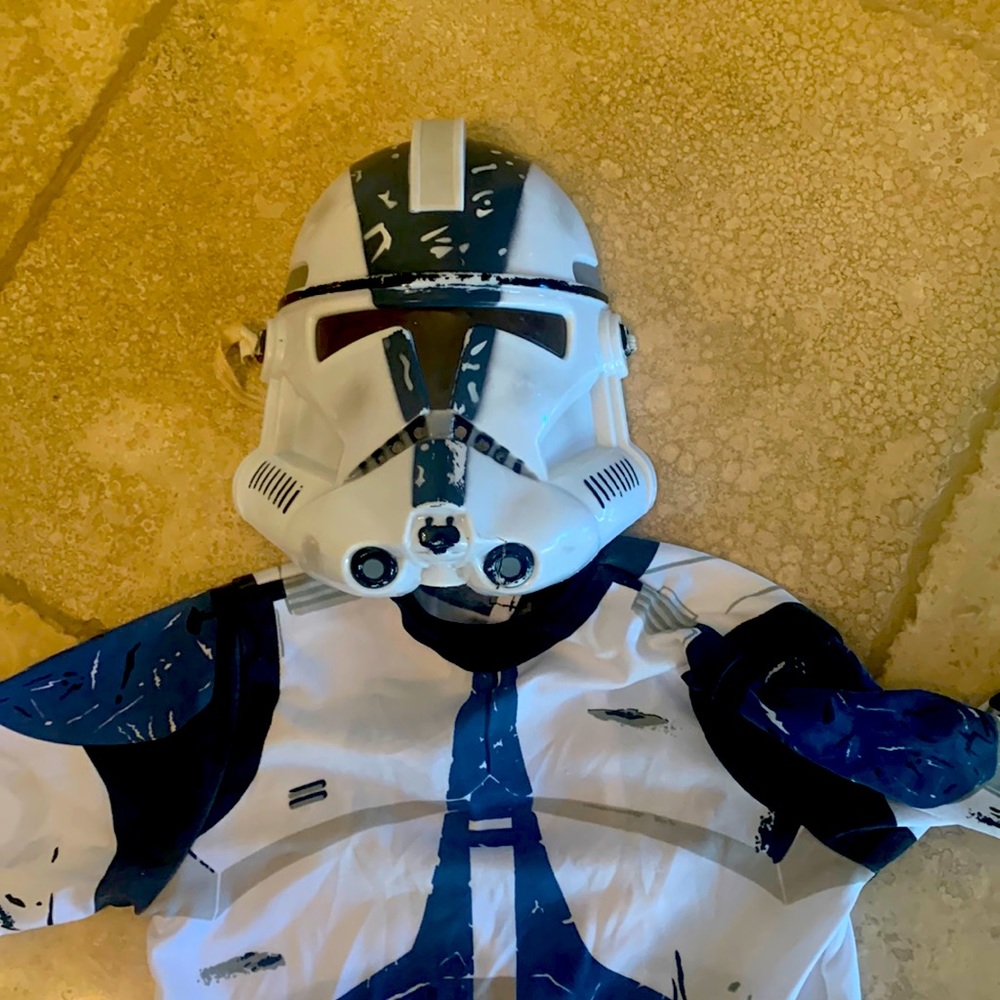 Star Wars child’s clone trooper costume. Size small.